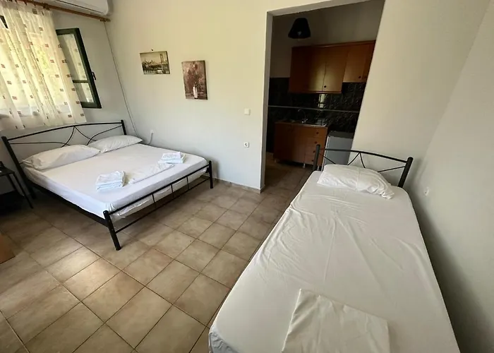 Lazari Rooms